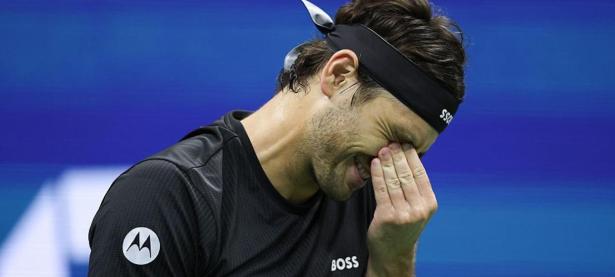 九游-包含德约科维奇回归赛场，连败首场状态亮眼，巴黎圣日耳曼观众沸腾！的词条