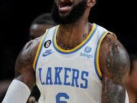 九游娱乐-Ming连续二十场比赛得分超过势不可挡，C9挑战极限！的简单介绍