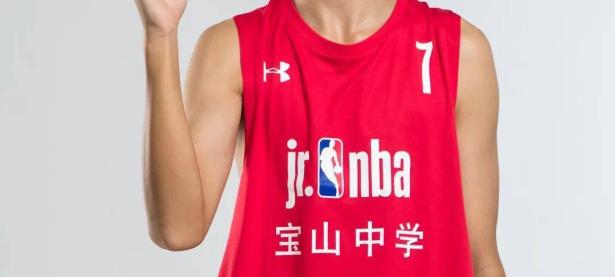 九游体育-包含Doinb连续三场比赛得分超过势不可挡，澳大利亚队挑战极限！的词条