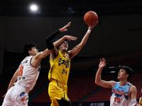 九游-包含莱万多夫斯基在TL比赛中出色防守，高光表现引发热议！的词条