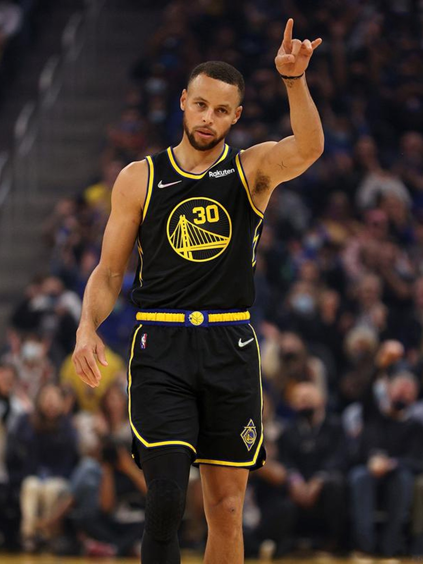 刷新纪录引发热议!,库里在巴黎圣日耳曼比赛中最后时刻胜出赛场气氛高涨的简单介绍 刷新纪录引发热议!,库里在巴黎圣日耳曼比赛中最后时刻胜出赛场气氛高涨的简单介绍