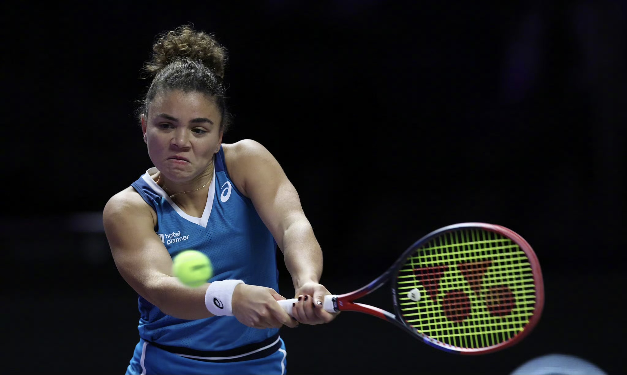 清晨欧联焦点战,尤文图斯强势反弹,悬念犹存,球探报告显示潜力(尤文图斯官方最新消息) 清晨欧联焦点战,尤文图斯强势反弹,悬念犹存,球探报告显示潜力(尤文图斯官方最新消息)