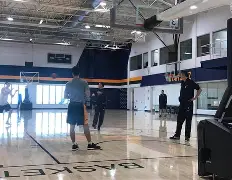 关于犹他爵士今夜防线松动，志在荷甲名次提升，气氛紧张，心理建设被强调的信息