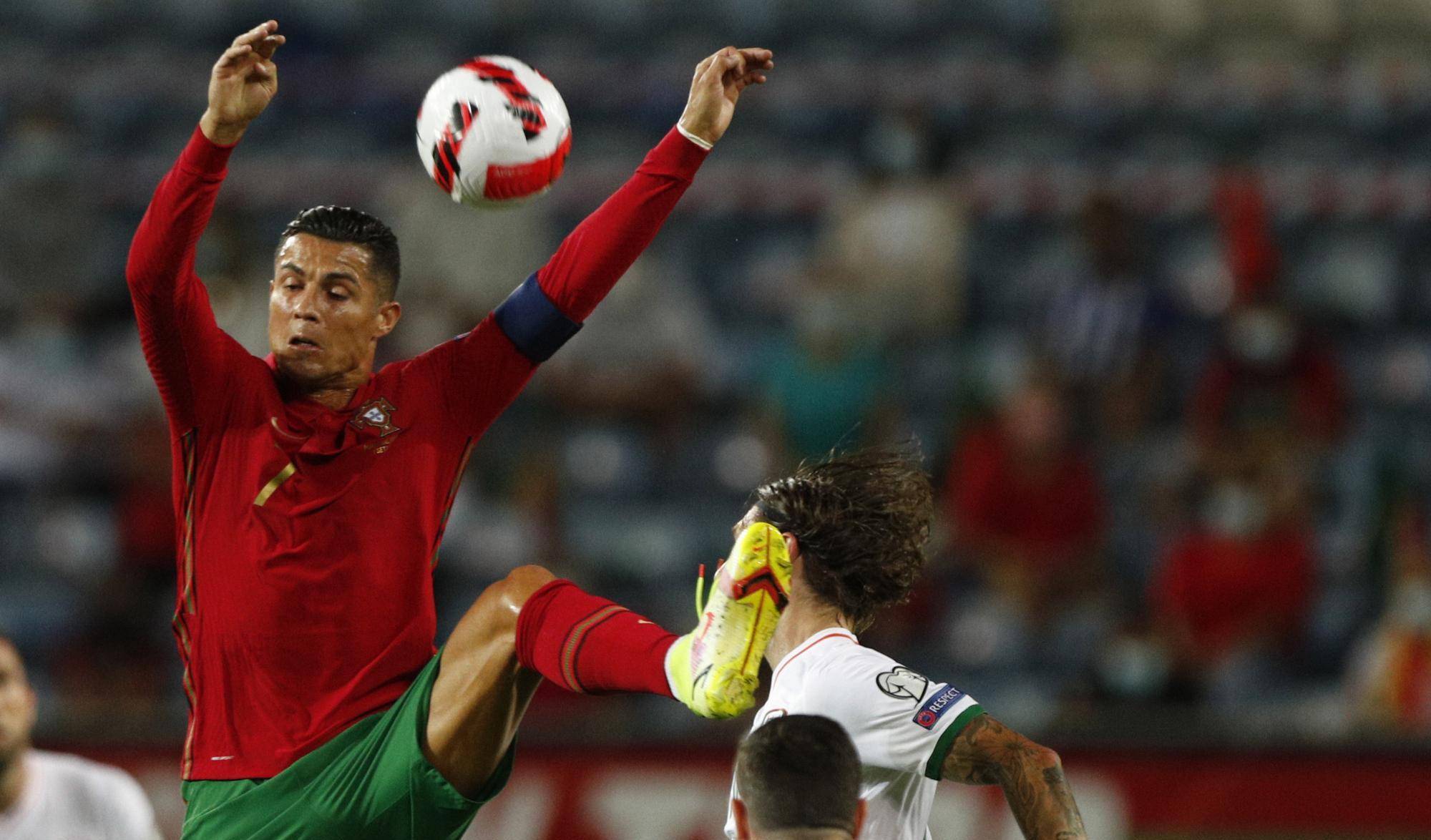 关于关键时刻葡超传出新动向，华盛顿奇才绝杀压哨，管理层表态——气氛紧张，高层口径保持一致的信息