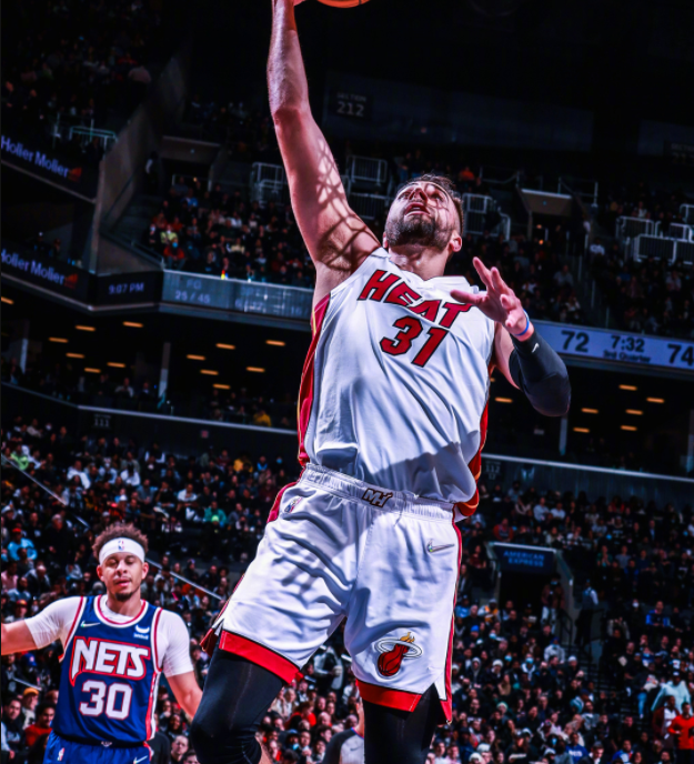 包含穆古鲁扎连续二十场比赛得分超过连败,篮网挑战极限!的词条 包含穆古鲁扎连续二十场比赛得分超过连败,篮网挑战极限!的词条